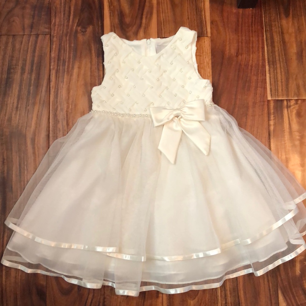 Flower girl dress